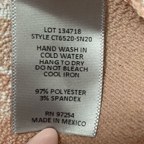 One Clothing Light Pink / Peach White Off or On Shoulder Floral Blouse Sz Large - Picture 7 of 10